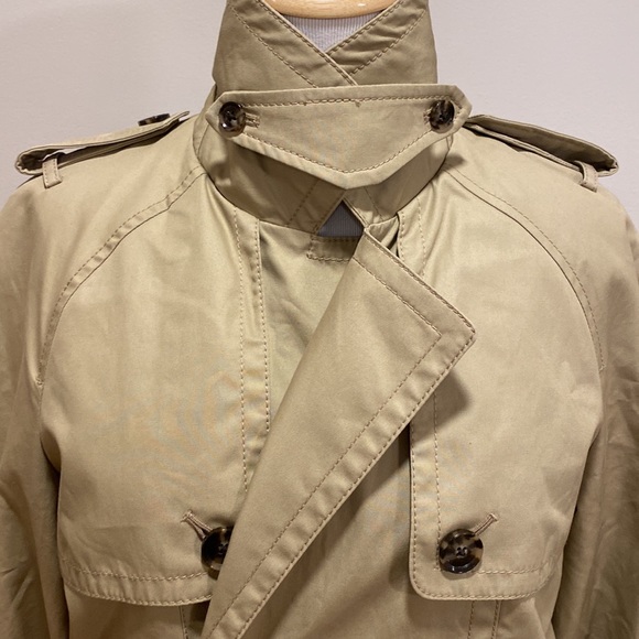 Banana Republic Lined Trench - Picture 3 of 9